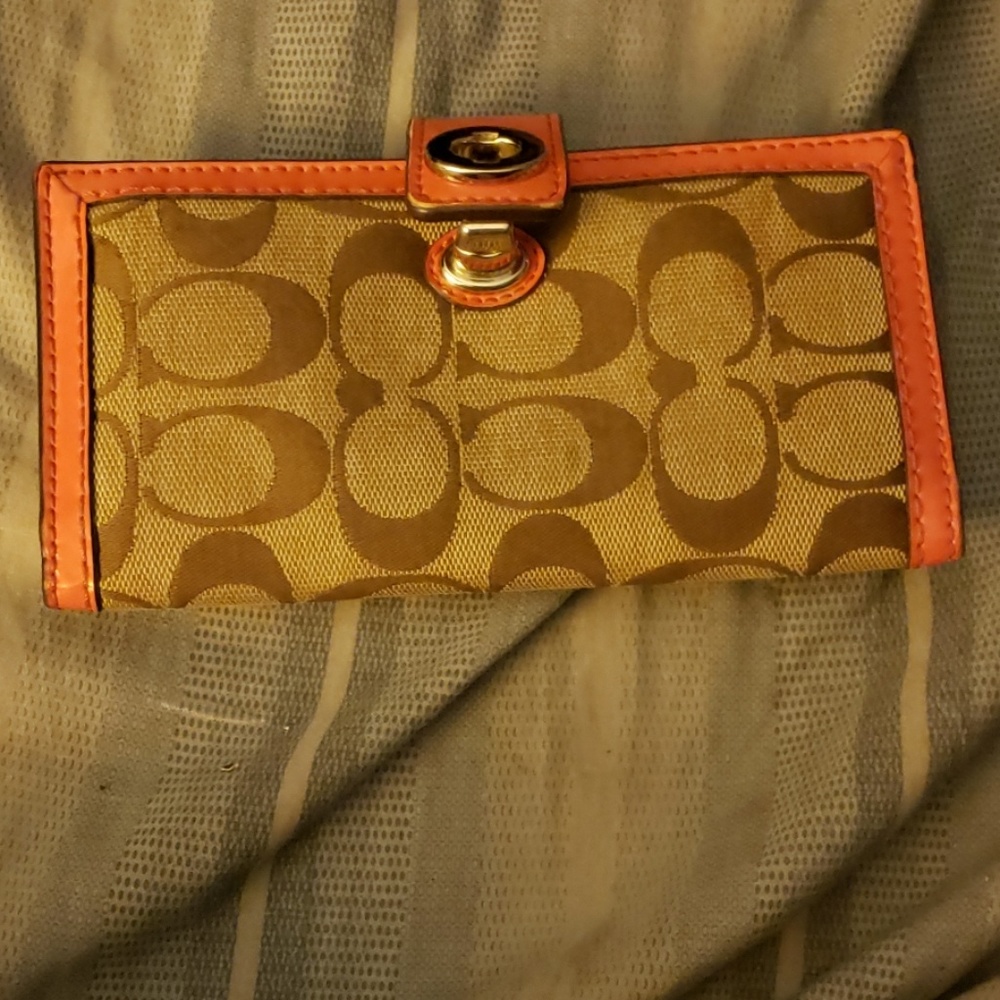 Authentic Coach wallet